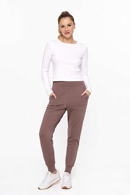 EleganceFit & Casual Deep taupe/White set